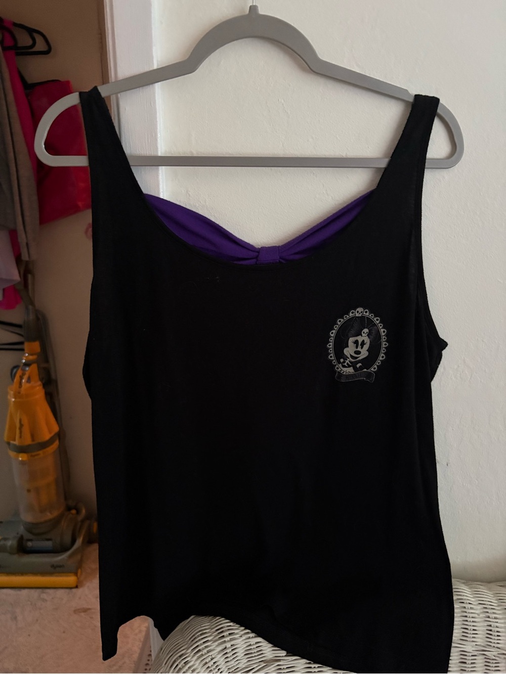 Disney Black Tank Top with Purple Bowback XL